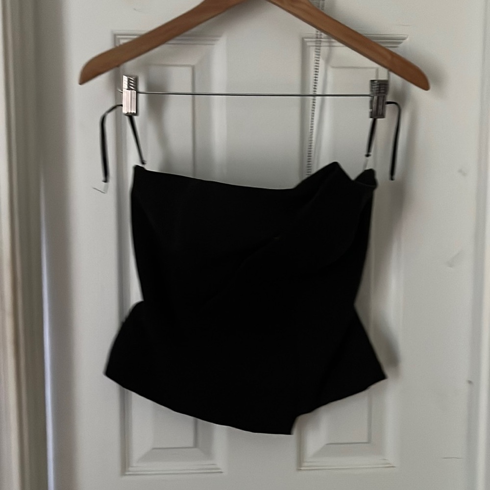 Strapless top